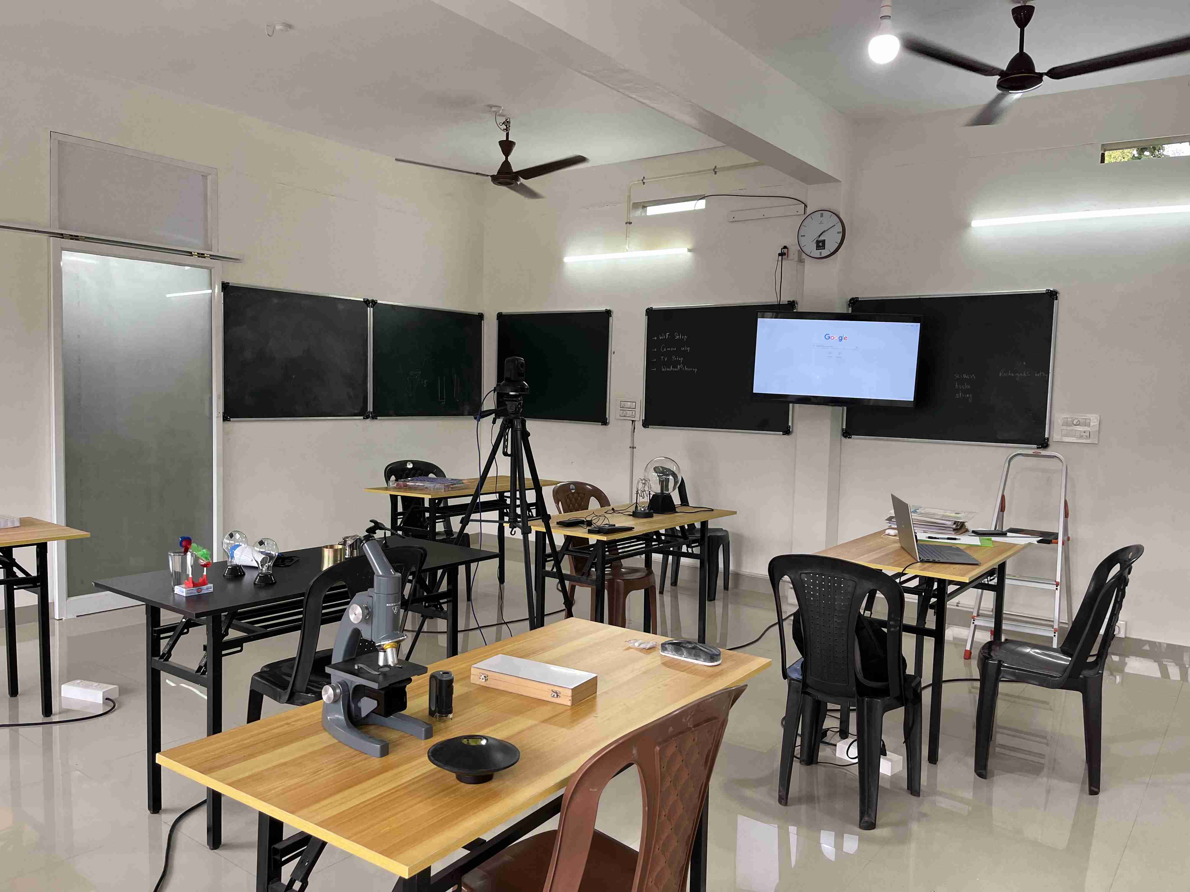 Sphics Science Center